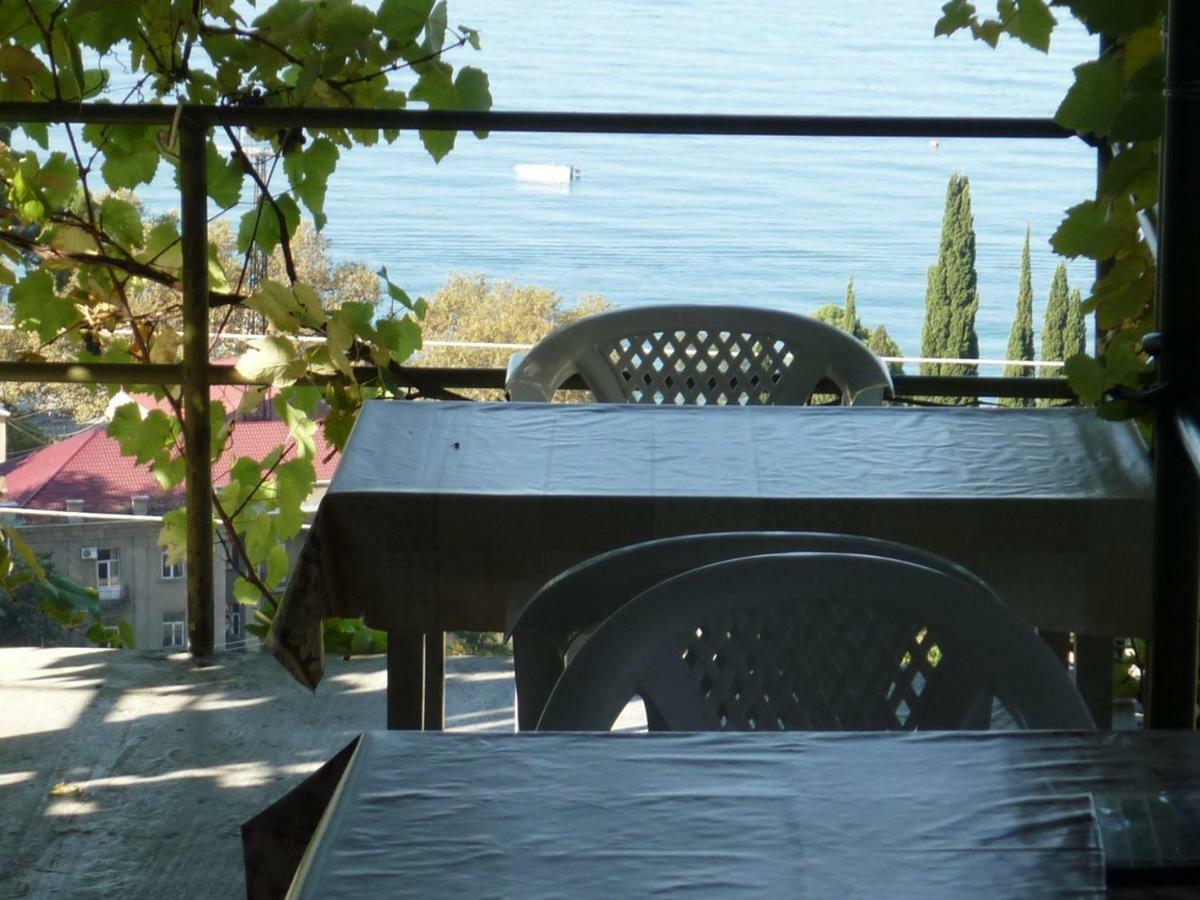 Guest House Gagra Buitenkant foto