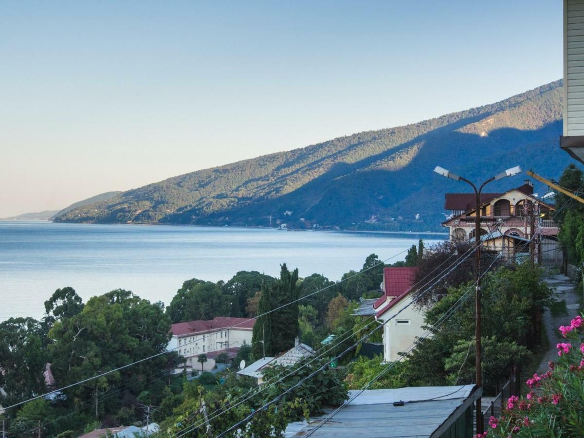 Guest House Gagra Buitenkant foto